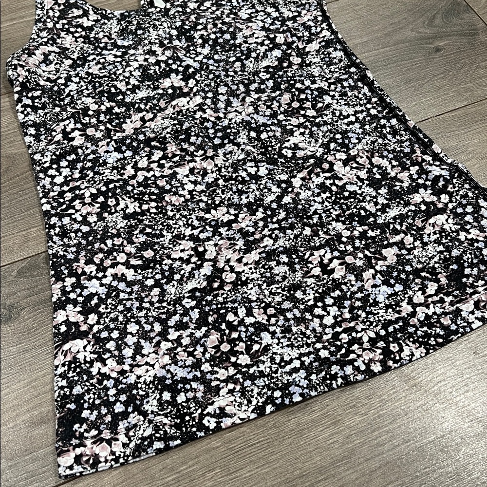 Lululemon Align Racerback Tank - Picture 4 of 9